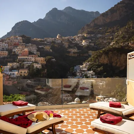 Terrace بوسيتانو
