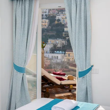 Terrace شقة *